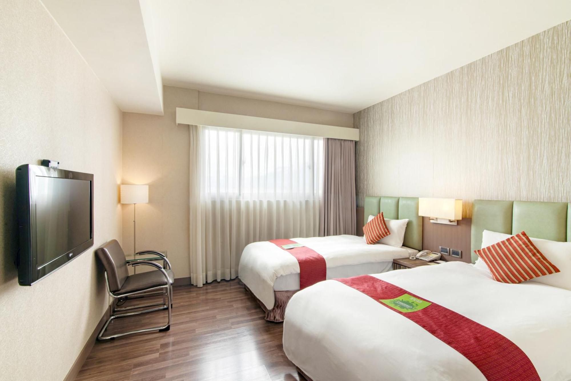 Lishiuan Hotel Хуалиен Сити Екстериор снимка