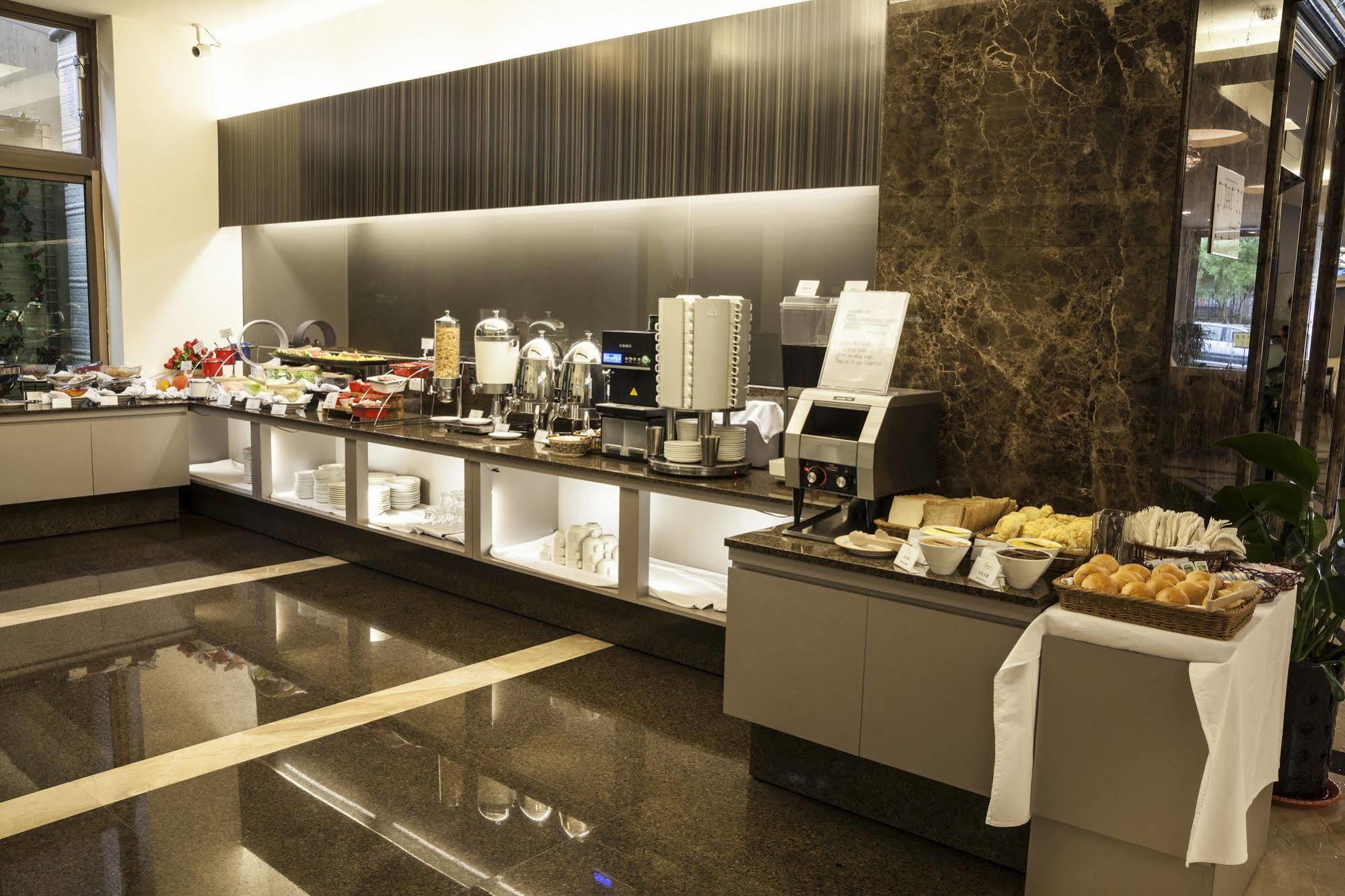 Lishiuan Hotel Хуалиен Сити Екстериор снимка